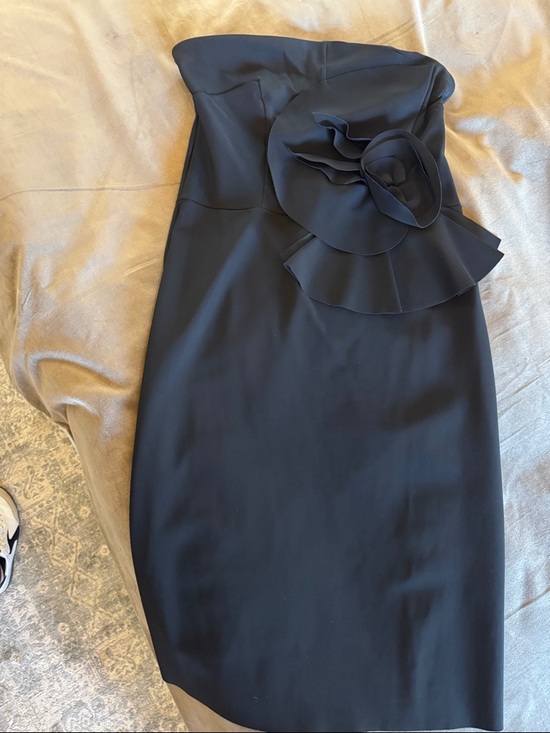 Chiara Boni Dresses & Skirts - Chiara Boni Strapless Black Sheath Dress with Floral Appliqué
